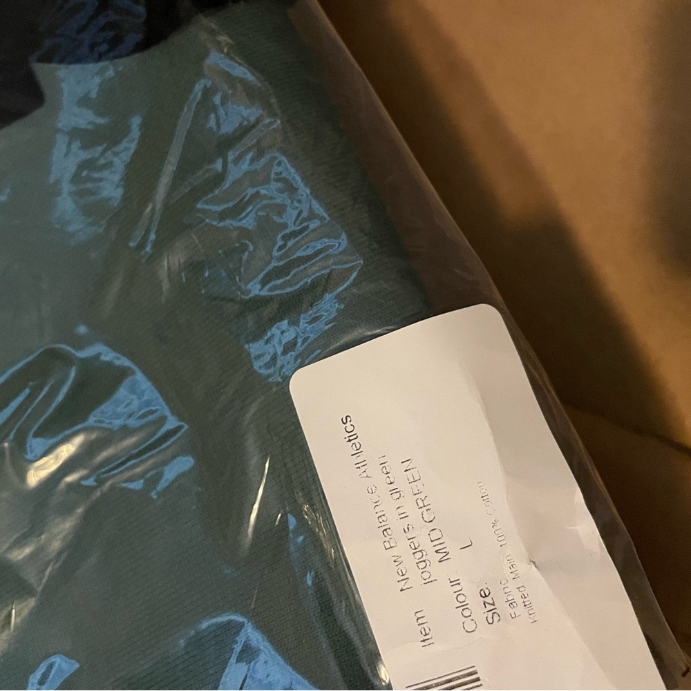 New Balance Deep Green Joggers - Picture 11 of 11